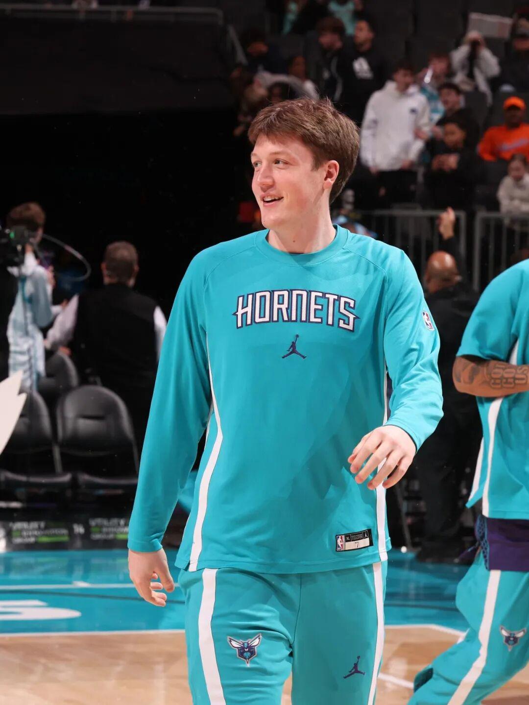 开云电竞客户端-再拉胯！直接撞新秀墙啊，两场顶七场，弗拉格，机会真的来了